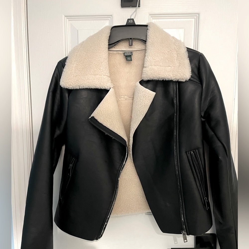Wild Fable Bomber: Faux leather, Sherpa lining, XS size. Elevate your style.